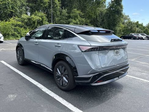 Certified 2023 Nissan Ariya FWD image 5