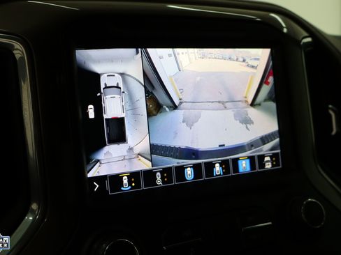 Used 2023 Chevrolet Silverado 3500 High Country image 24