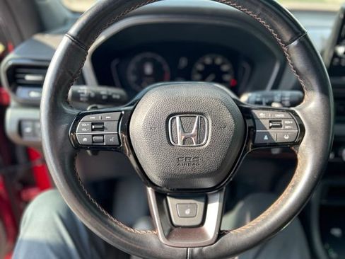 Used 2023 Honda Pilot TrailSport image 17