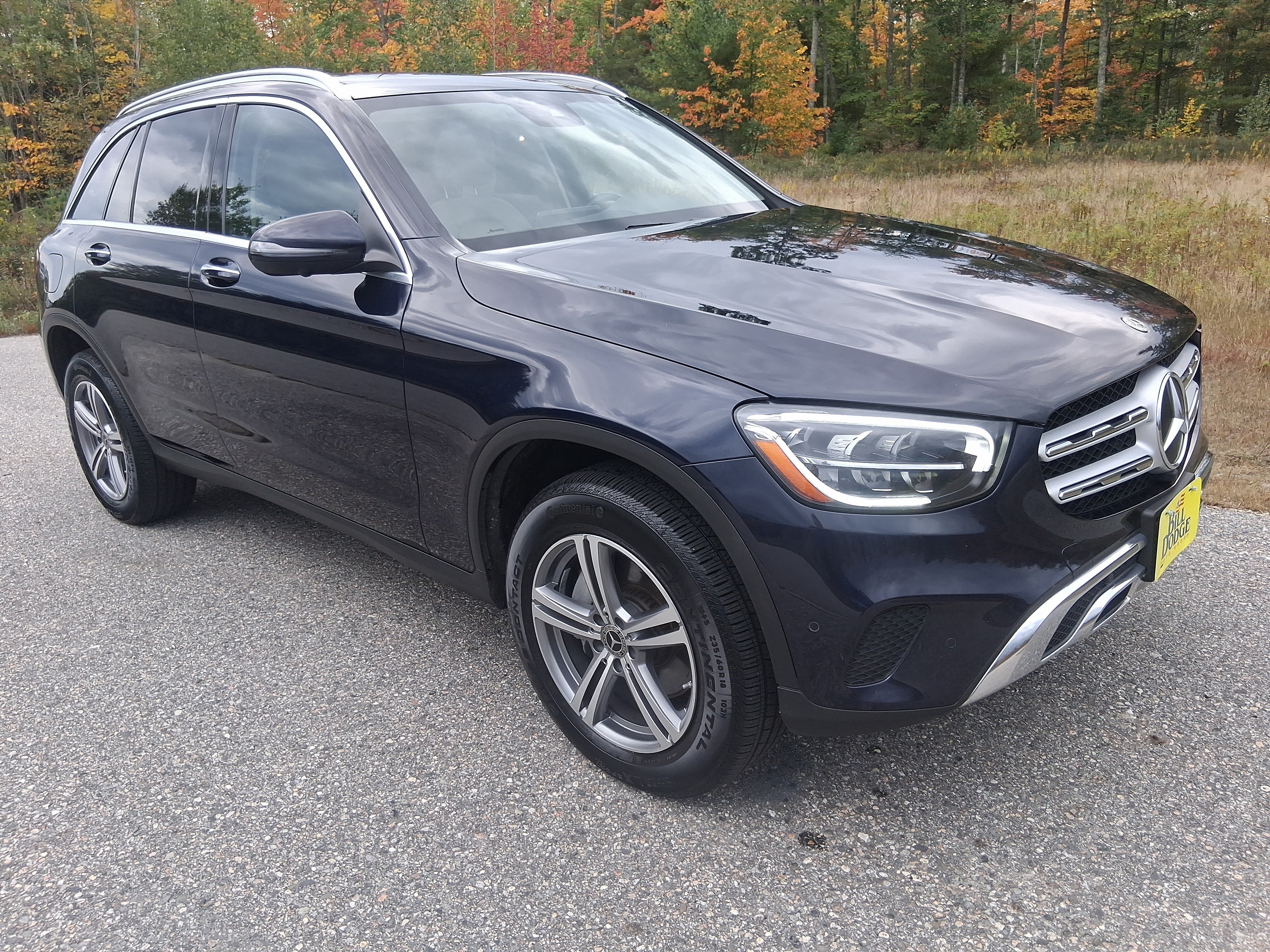Used 2022 Mercedes-Benz GLC 300 4MATIC image 3