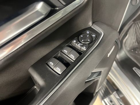 New 2026 GMC Sierra 2500 SLT AWD/4WD image 15