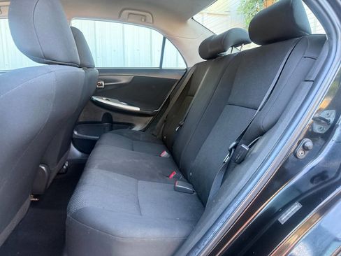 Used 2010 Toyota Corolla S FWD image 19