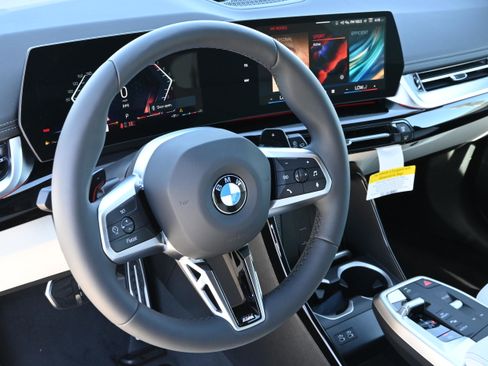 New 2026 BMW X1 xDrive28i w/ M Sport Package AWD/4WD image 13