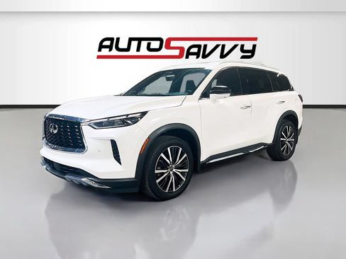 Used 2023 INFINITI QX60 Sensory w/ Vision Package AWD/4WD image 3