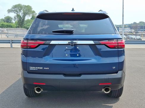 Used 2023 Chevrolet Traverse LT image 5