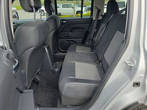 Used 2012 Jeep Patriot Sport AWD/4WD image 23