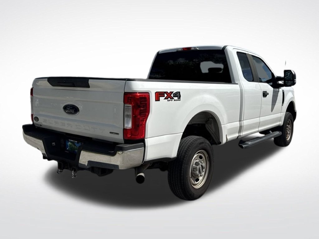 Used 2017 Ford F250 XL w/ Power Equipment Group AWD/4WD image 5