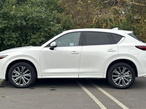 Certified 2025 MAZDA CX-5 Signature image 8