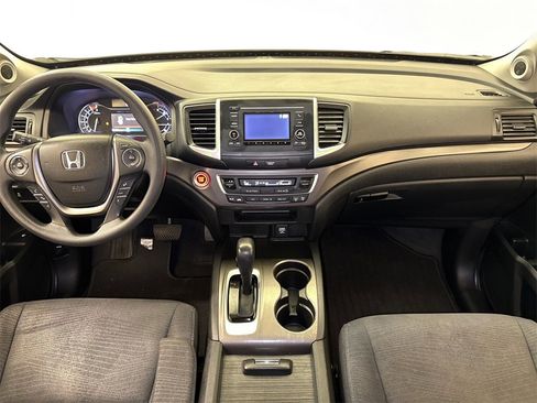 Used 2017 Honda Pilot LX image 12