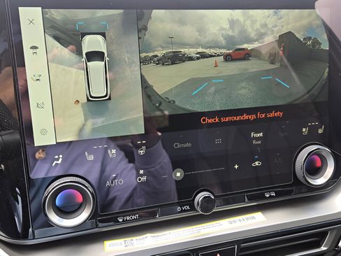 New 2026 Lexus TX 500h AWD image 15