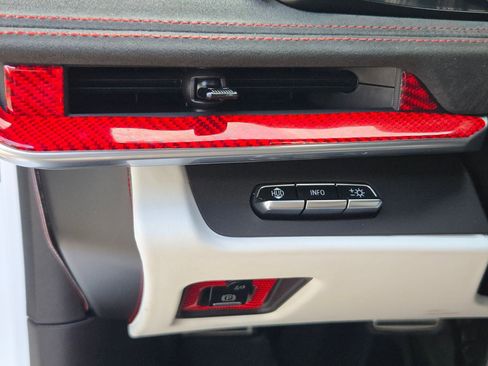 Used 2023 Chevrolet Corvette Stingray Premium Cpe w/ Z51 Performance Package image 22