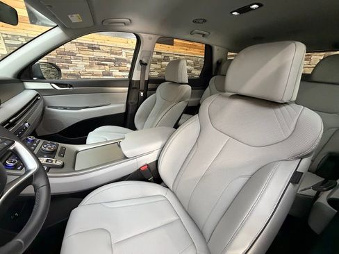 Used 2023 Hyundai Palisade SEL image 12