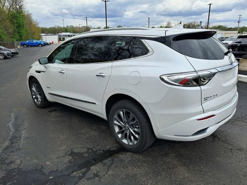 Used 2024 Buick Enclave Avenir w/ Avenir Technology Package AWD/4WD image 10