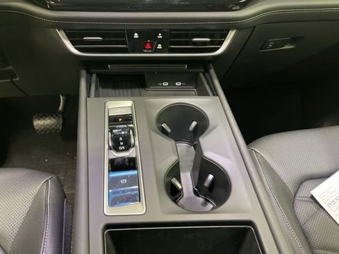 New 2026 Volkswagen Atlas SE image 24