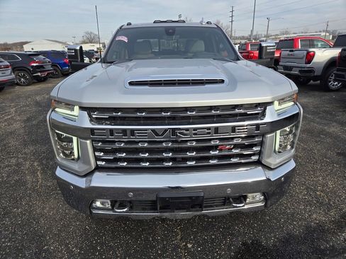 Used 2022 Chevrolet Silverado 2500 LTZ image 3