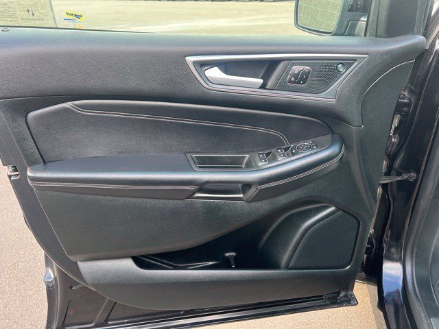 Used 2024 Ford Edge Titanium w/ Equipment Group 301A AWD/4WD image 22