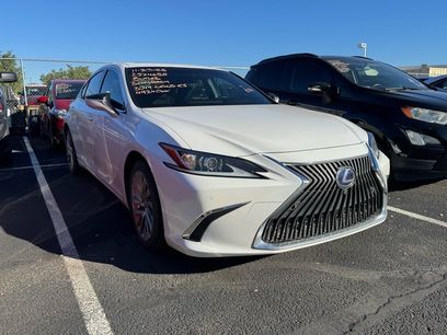 Used 2019 Lexus ES 300h
