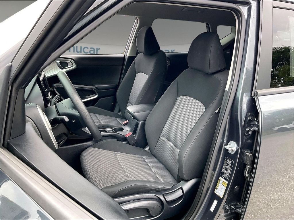 Certified 2024 Kia Soul LX w/ Option Group 015 FWD image 9