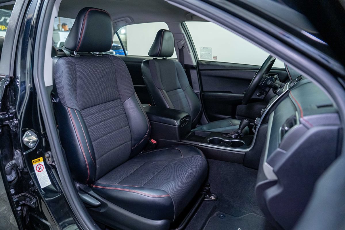 Used 2017 Toyota Camry SE FWD image 20
