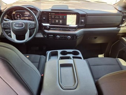 Used 2025 GMC Sierra 1500 Elevation AWD/4WD image 10