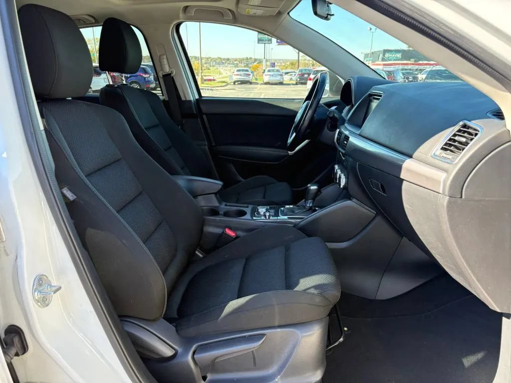 Used 2016 MAZDA CX-5 Touring w/ Bose/Moonroof Package AWD/4WD image 16