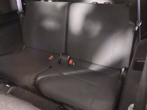 Used 2023 Mitsubishi Outlander ES image 12