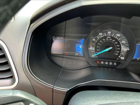 Used 2024 Ford Edge SEL AWD/4WD image 14