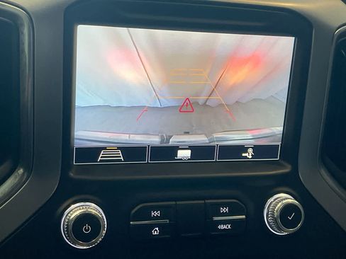 Used 2020 GMC Sierra 1500 Elevation w/ Elevation Value Package image 17