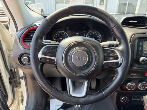 Used 2017 Jeep Renegade Trailhawk w/ Cold Weather Group II AWD/4WD image 13