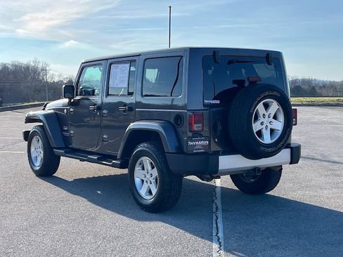 Used 2014 Jeep Wrangler Unlimited Sahara w/ Connectivity Group image 21
