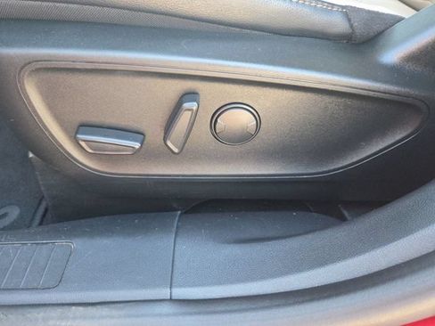 Used 2022 Ford Escape Titanium AWD/4WD image 18