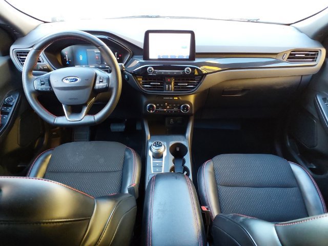Used 2025 Ford Escape ST-Line Select AWD/4WD image 21