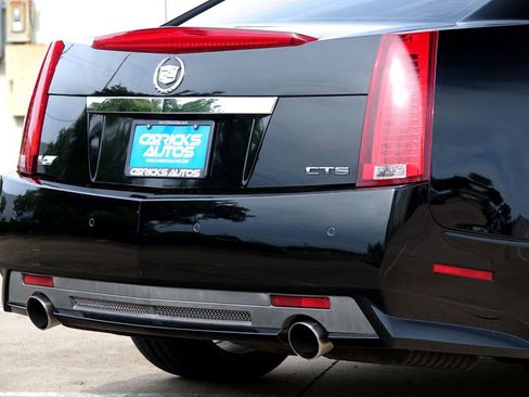 Used 2009 Cadillac CTS V RWD image 35