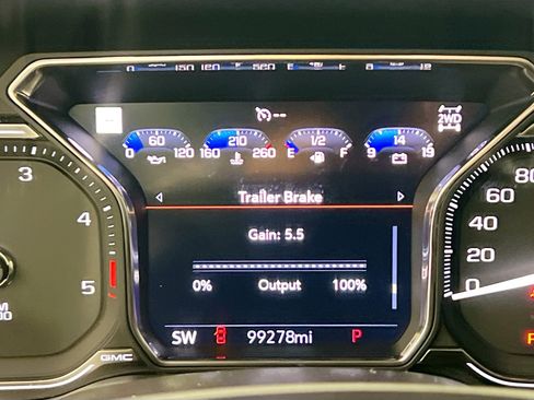 Used 2021 GMC Sierra 2500 Denali w/ Denali Ultimate Package image 23