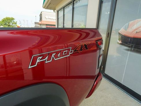 Used 2022 Nissan Frontier PRO-4X w/ Pro-4X Premium Package AWD/4WD image 9