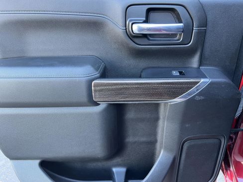 Used 2019 Chevrolet Silverado 1500 LT Trail Boss image 14