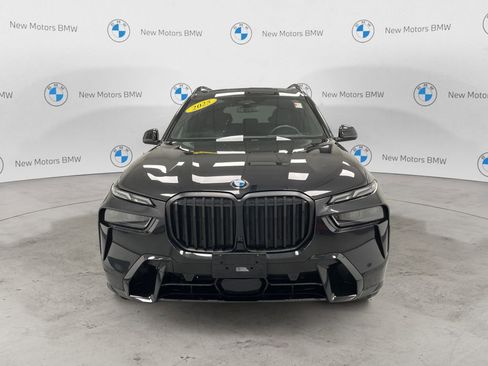 Used 2025 BMW X7 xDrive40i w/ M Sport Package image 6