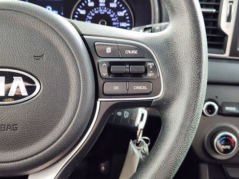 Used 2019 Kia Sportage LX w/ Option Group 017 FWD image 19