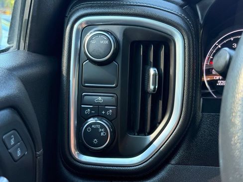 Used 2020 Chevrolet Silverado 1500 LT RWD image 31