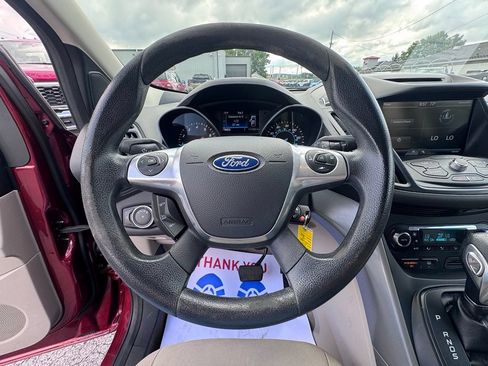 Used 2015 Ford Escape SE w/ Equipment Group 201A AWD/4WD image 13