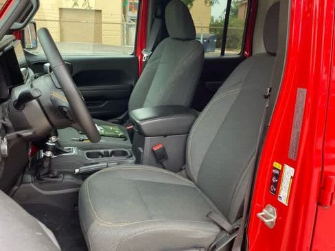 Used 2024 Jeep Wrangler Unlimited Sport AWD/4WD image 6
