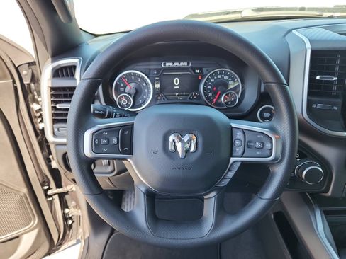 New 2026 RAM 1500 Express AWD/4WD image 22