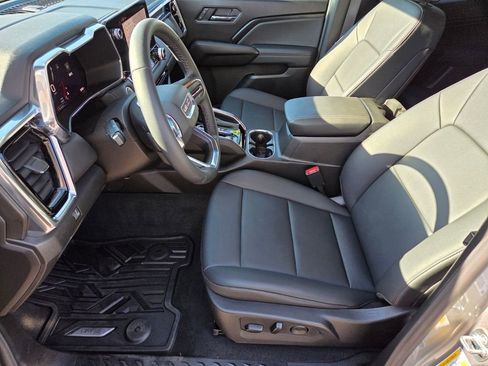 Used 2025 GMC Canyon Elevation w/ Convenience Package AWD/4WD image 13