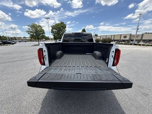 Used 2022 GMC Sierra 1500 AT4 w/ AT4 Premium Package image 27
