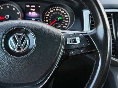Used 2018 Volkswagen Atlas SEL AWD/4WD image 31