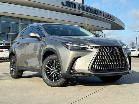 Used 2024 Lexus NX 350 AWD w/ Vision Package image 2