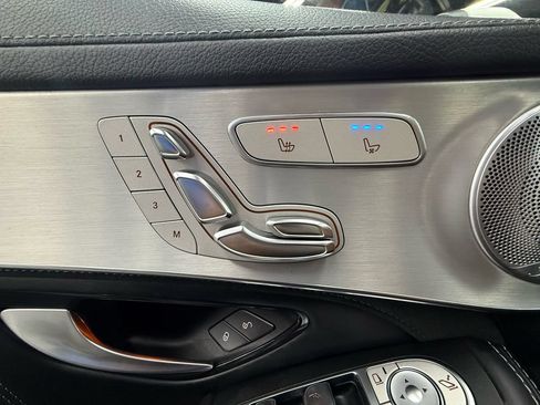 Used 2019 Mercedes-Benz GLC 63 AMG 4MATIC Coupe image 23