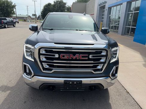Used 2022 GMC Sierra 1500 SLT w/ SLT Premium Plus Package AWD/4WD image 7