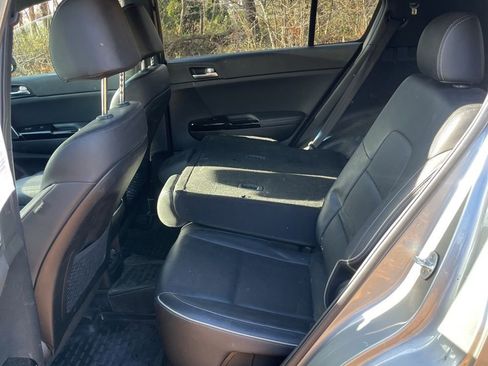 Used 2020 Kia Sportage SX image 16