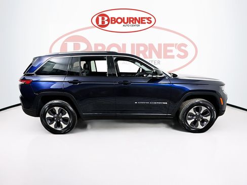 Used 2022 Jeep Grand Cherokee Limited 4xe image 12